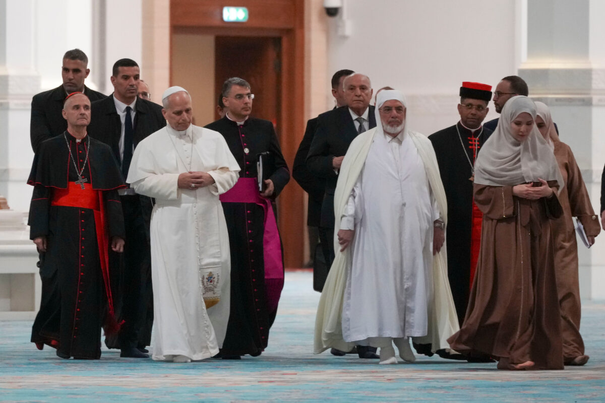 Pope: “No to the presumption of self-sufficiency, we need one another” Pope: “No to the presumption of self-sufficiency, we need one another”