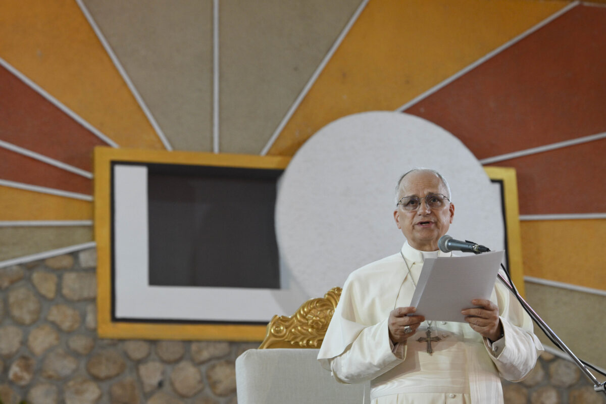 Abuse, Pope: “Listen to the victims and not minimize the evil”