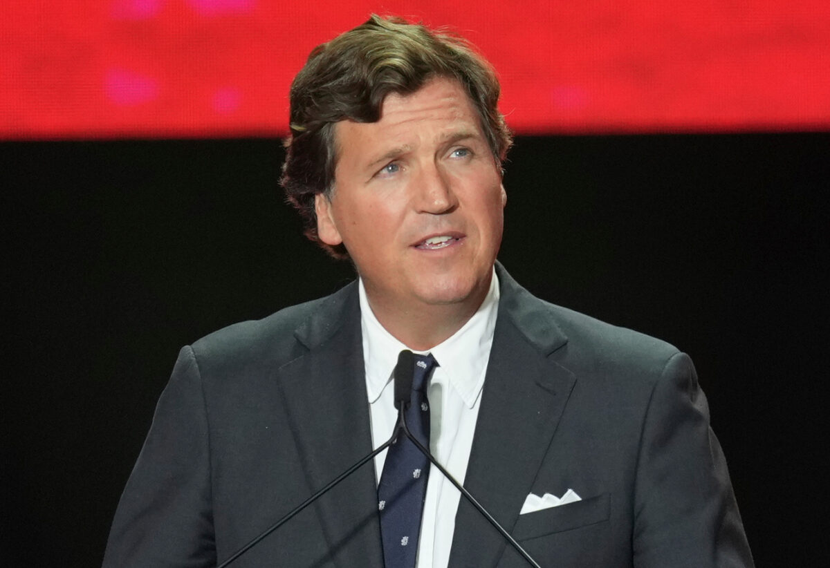 USA, Tucker Carlson apologizes: “I’m sorry I supported Trump”