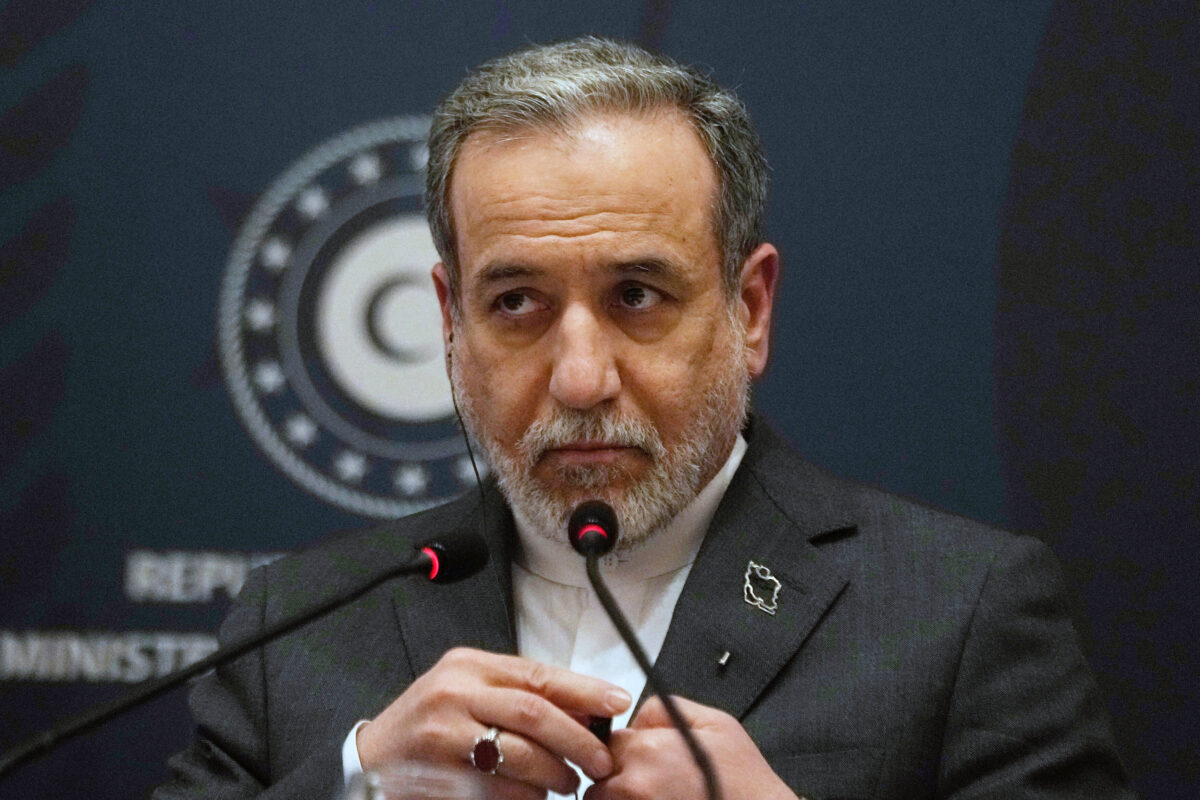 Iran: media reports suggest Araghchi has no plans for talks with the US in Islamabad