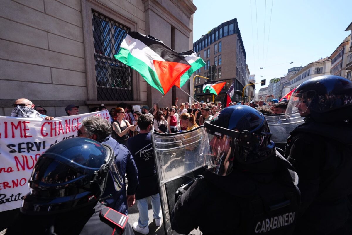 25 April: pro-Palestine demonstrators block a march in Milan