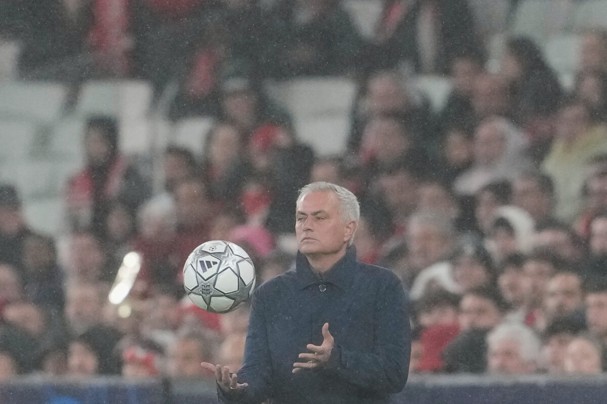 Football, Mourinho: “Roma is the best place of my career, the atmosphere is incredible.”