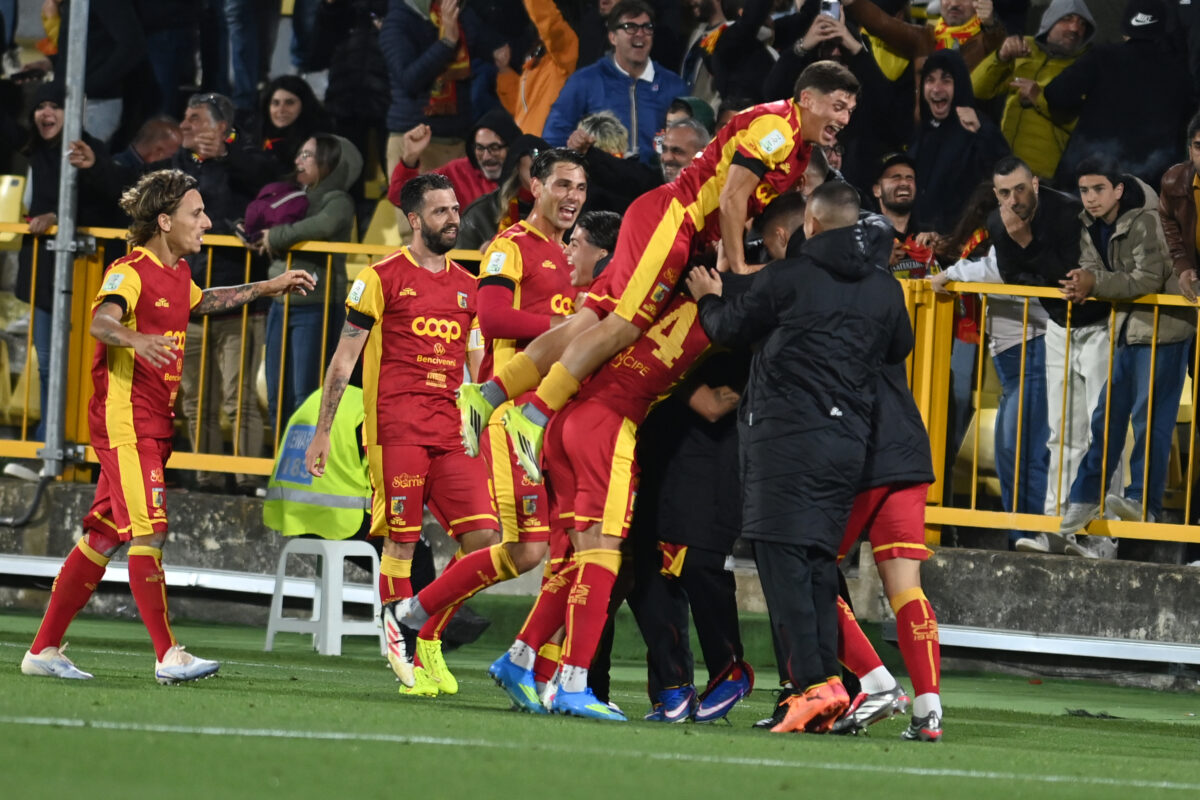 Football: Serie B play-offs, Catanzaro 3–0 Palermo Football: Serie B play-offs, Catanzaro 3–0 Palermo