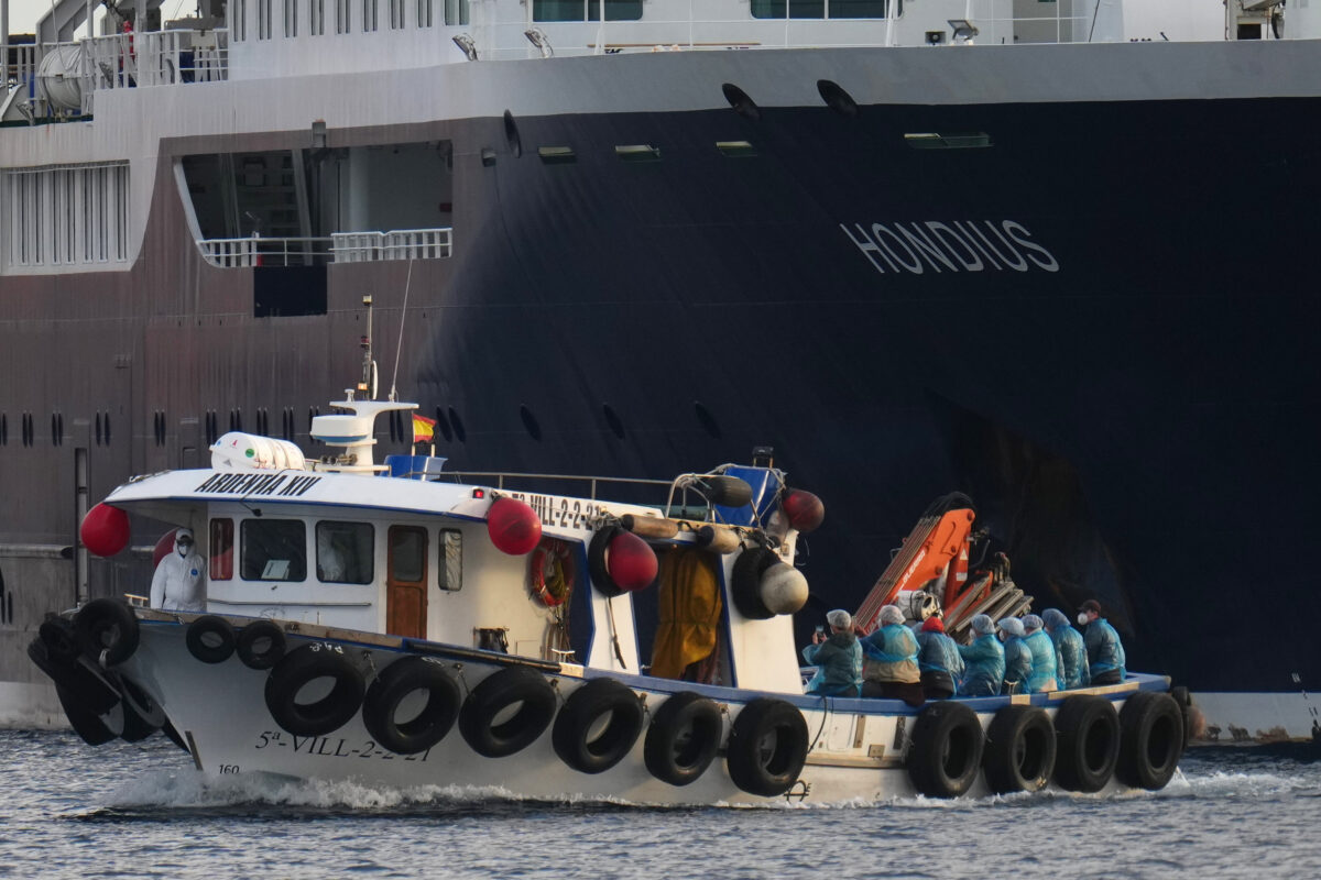 Hantavirus: cruise ship arrives in the port of Rotterdam Hantavirus: cruise ship arrives in the port of Rotterdam