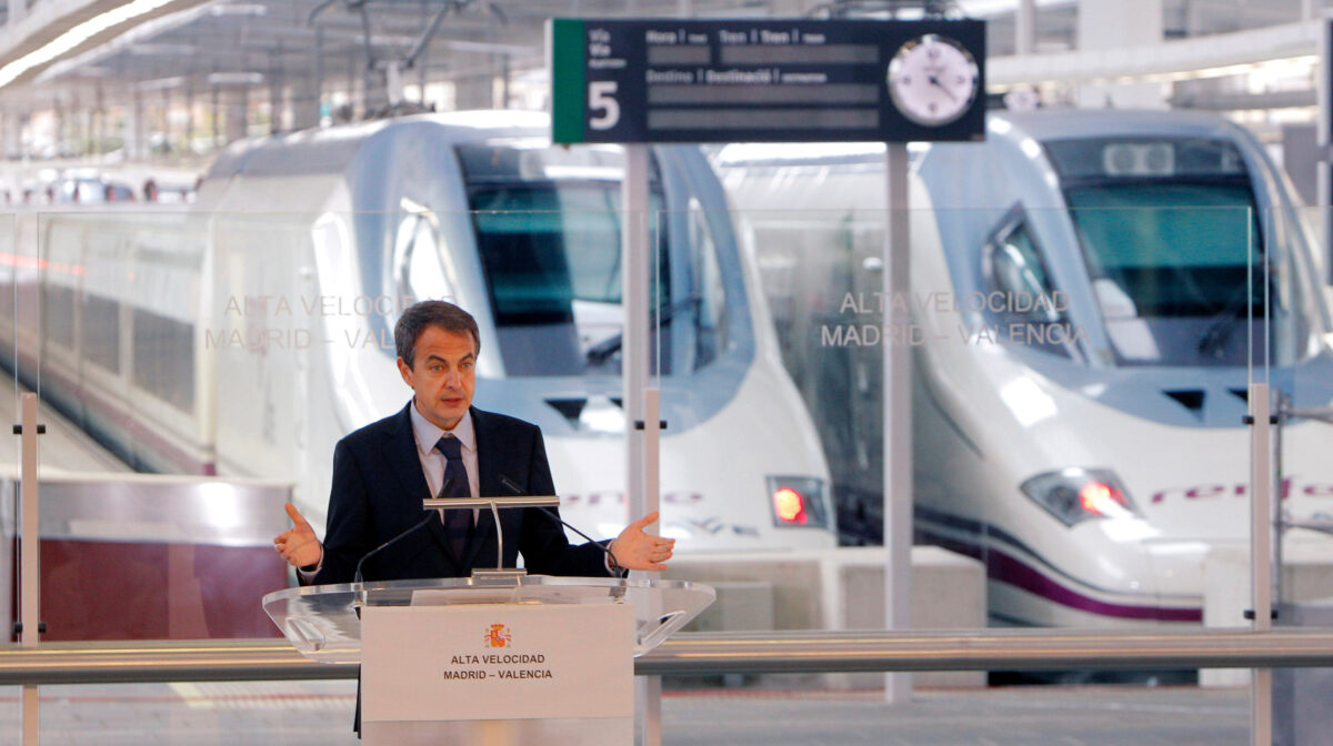 Spain: Former Prime Minister Zapatero charged with money laundering and influence peddling Spain: Former Prime Minister Zapatero charged with money laundering and influence peddling