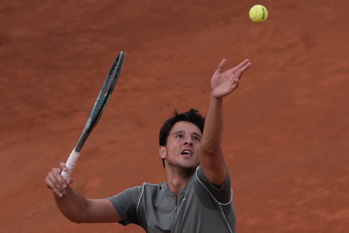 Tennis: ATP Hamburg, Darderi beats Burruchaga in his opening match Tennis: ATP Hamburg, Darderi beats Burruchaga in his opening match