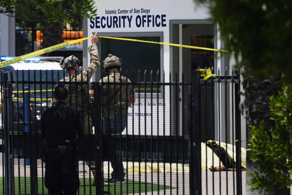 US: Two suspected San Diego attackers were teenagers, found dead in a car