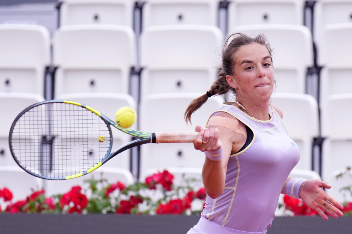 Roland Garros: Bronzetti knocked out in the first round by Bouzkova Roland Garros: Bronzetti knocked out in the first round by Bouzkova