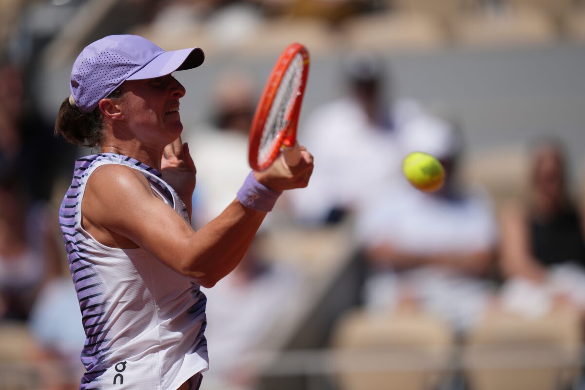 Roland Garros: Swiatek advances to the third round Roland Garros: Swiatek advances to the third round