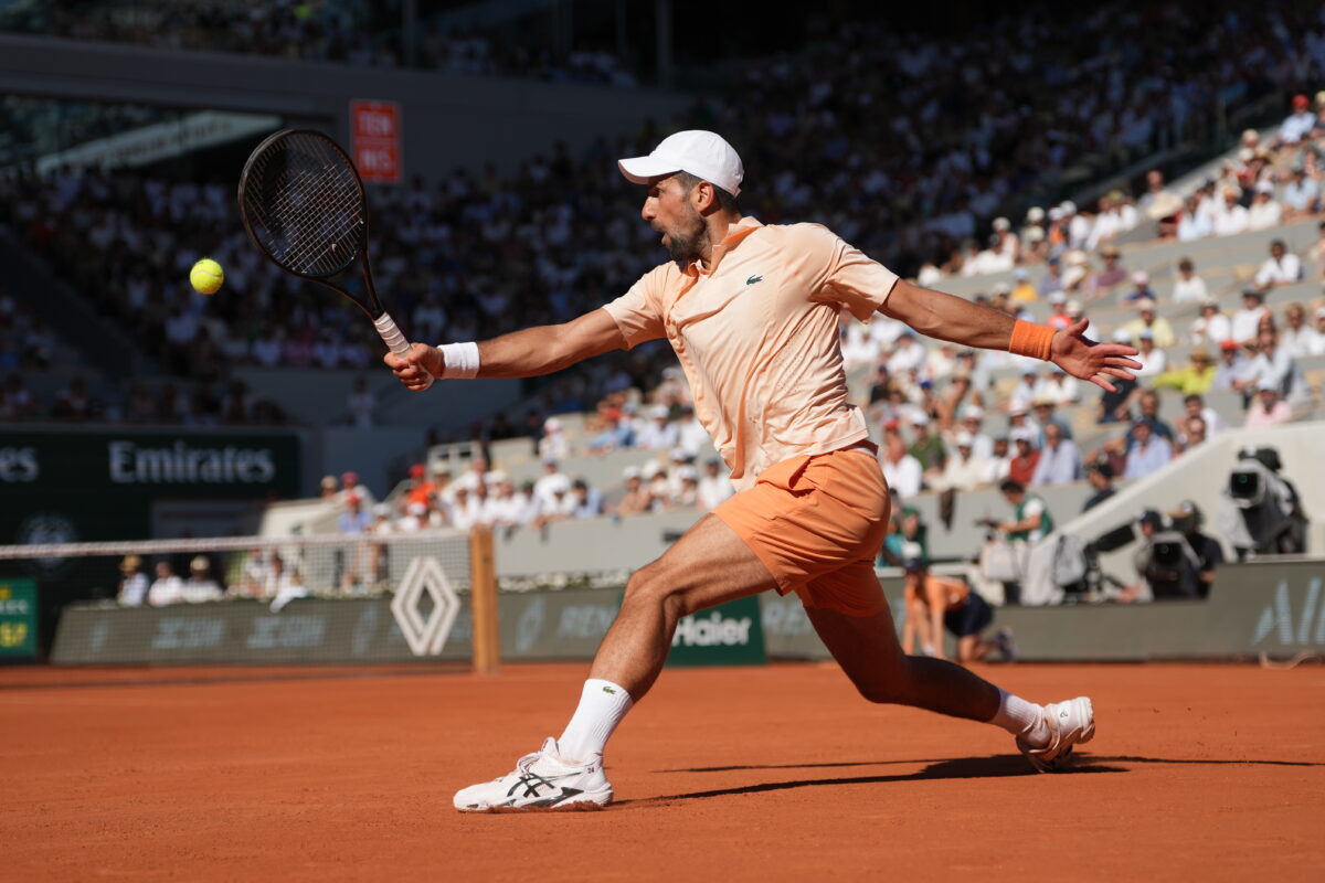 Roland Garros: Djokovic through to the third round, Royer knocked out in four sets Roland Garros: Djokovic through to the third round, Royer knocked out in four sets