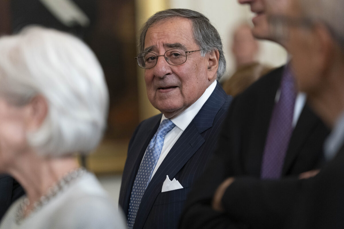 Iran, former CIA director: ‘Trump is acting to avoid accusations that he paid Tehran’ Iran, former CIA director: ‘Trump is acting to avoid accusations that he paid Tehran’