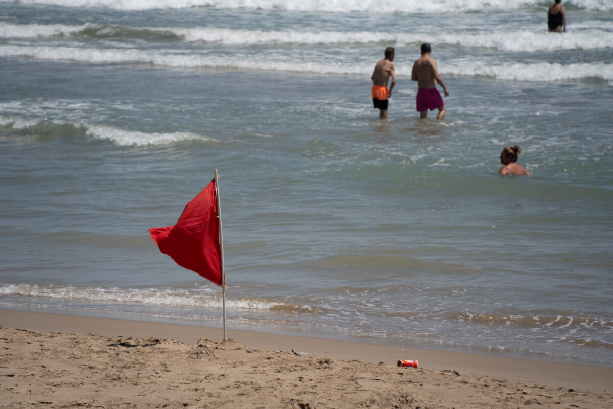 Sardinia, French tourist: “I was bitten by a shark” Sardinia, French tourist: “I was bitten by a shark”