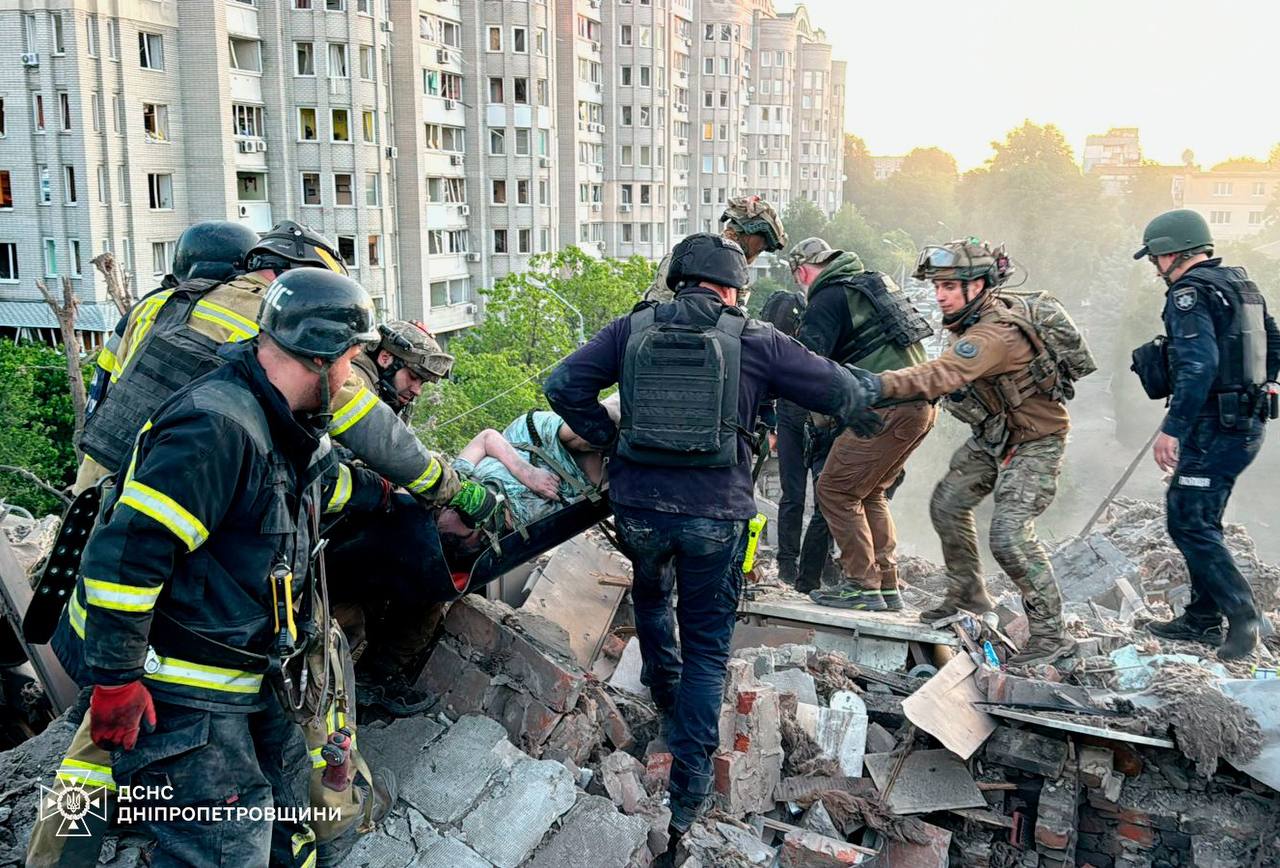 Ukraine: Death toll from Russian attacks rises to 22—16 in Dnipro and 6 in Kyiv