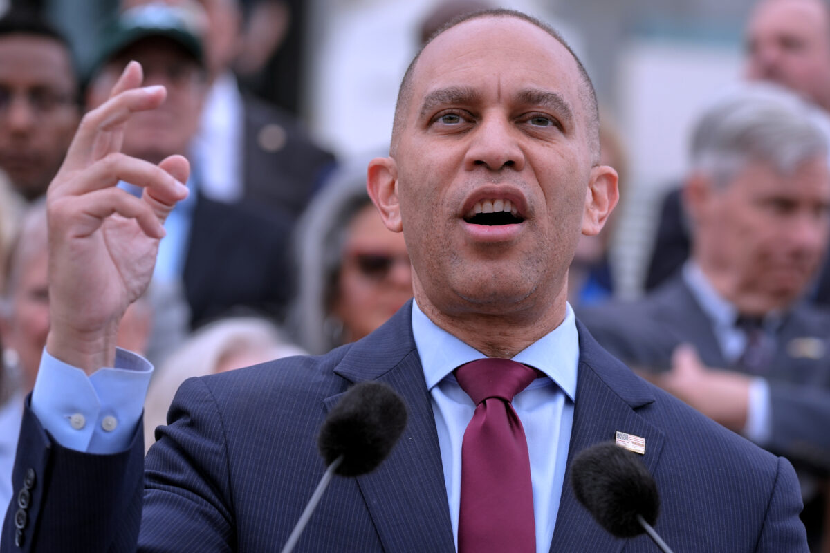 USA, Jeffries: “Democratic comeback has begun, in November the House will be ours” USA, Jeffries: “Democratic comeback has begun, in November the House will be ours”