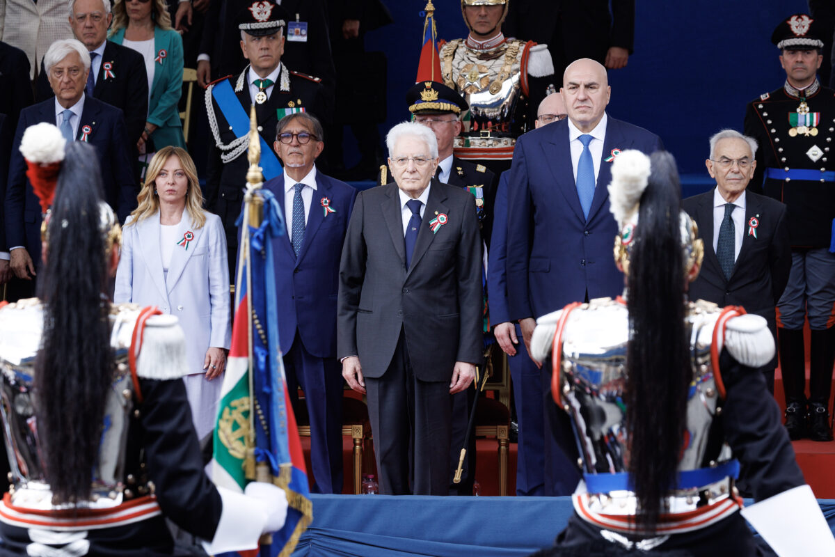 June 2, Quirinale: “No ‘distance’ between Mattarella and Meloni, but a society close to institutions” June 2, Quirinale: “No ‘distance’ between Mattarella and Meloni, but a society close to institutions”