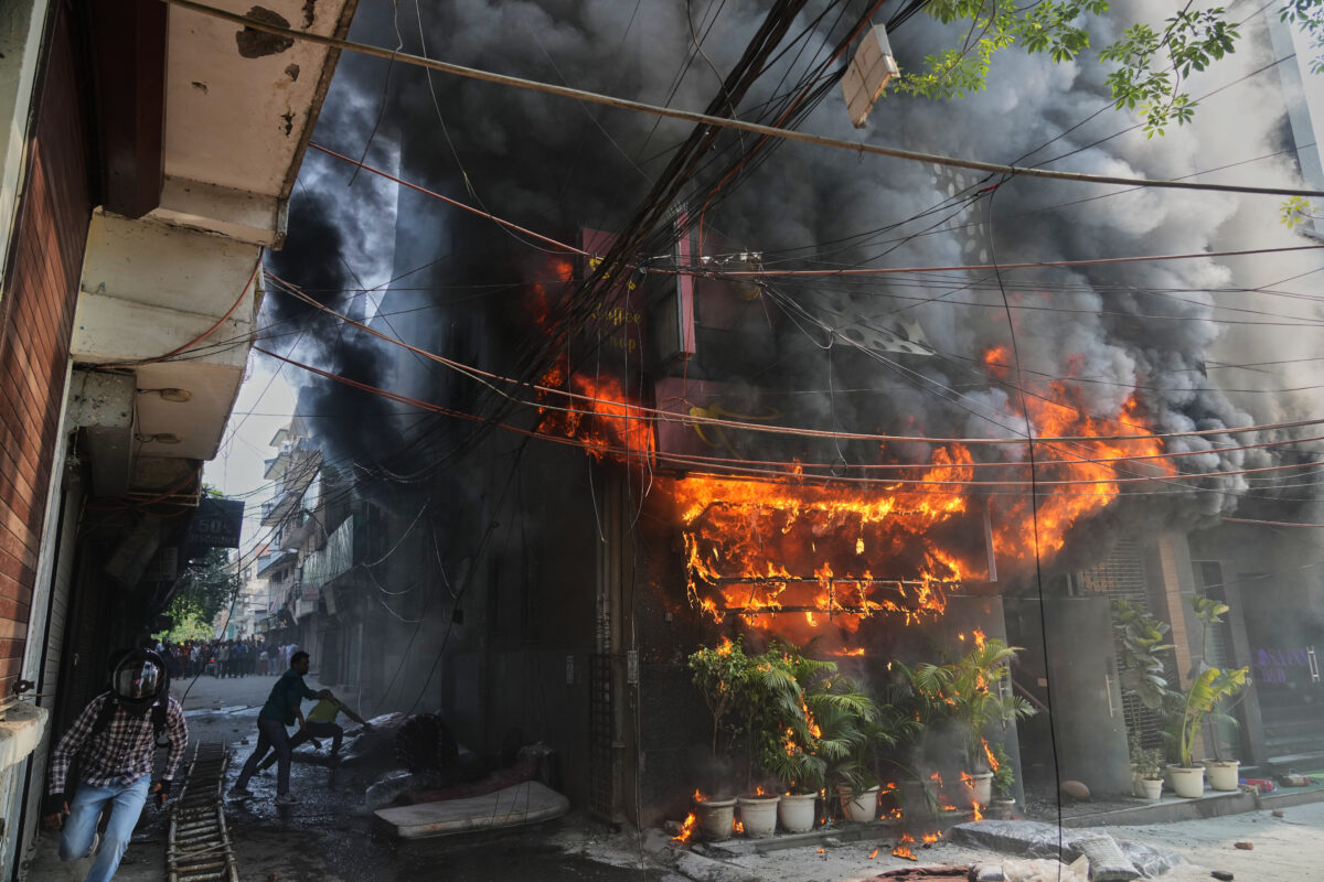 India: building fire in New Delhi leaves at least 18 dead India: building fire in New Delhi leaves at least 18 dead