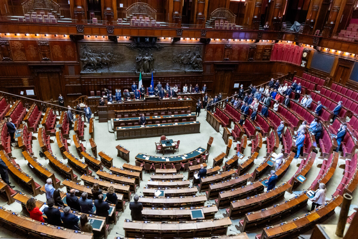 Labour Bill: Government calls for a vote of confidence in the House of Commons Labour Bill: Government calls for a vote of confidence in the House of Commons