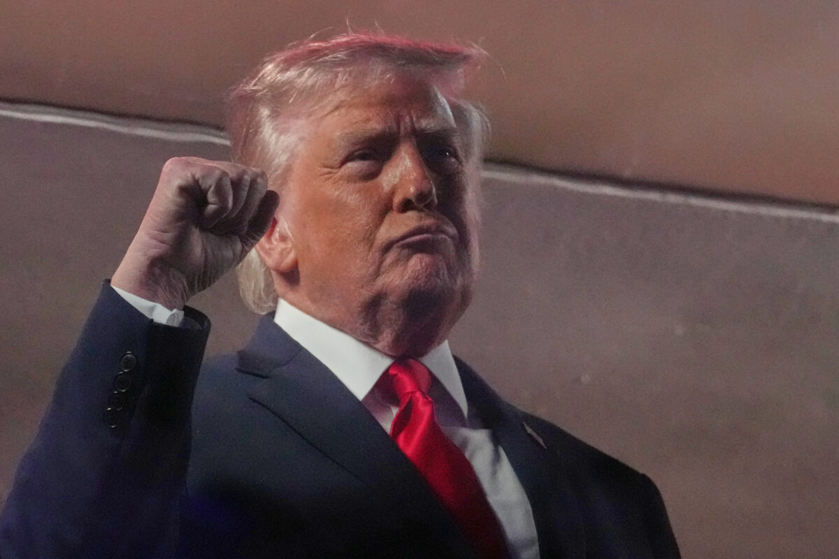 Iran, Trump: ‘Close to ordering new strikes’ Iran, Trump: ‘Close to ordering new strikes’