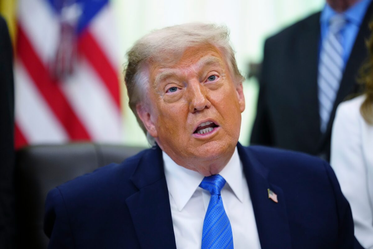 Iran, Trump: ‘We will strike hard tonight; we will soon take Kharg’ Iran, Trump: ‘We will strike hard tonight; we will soon take Kharg’