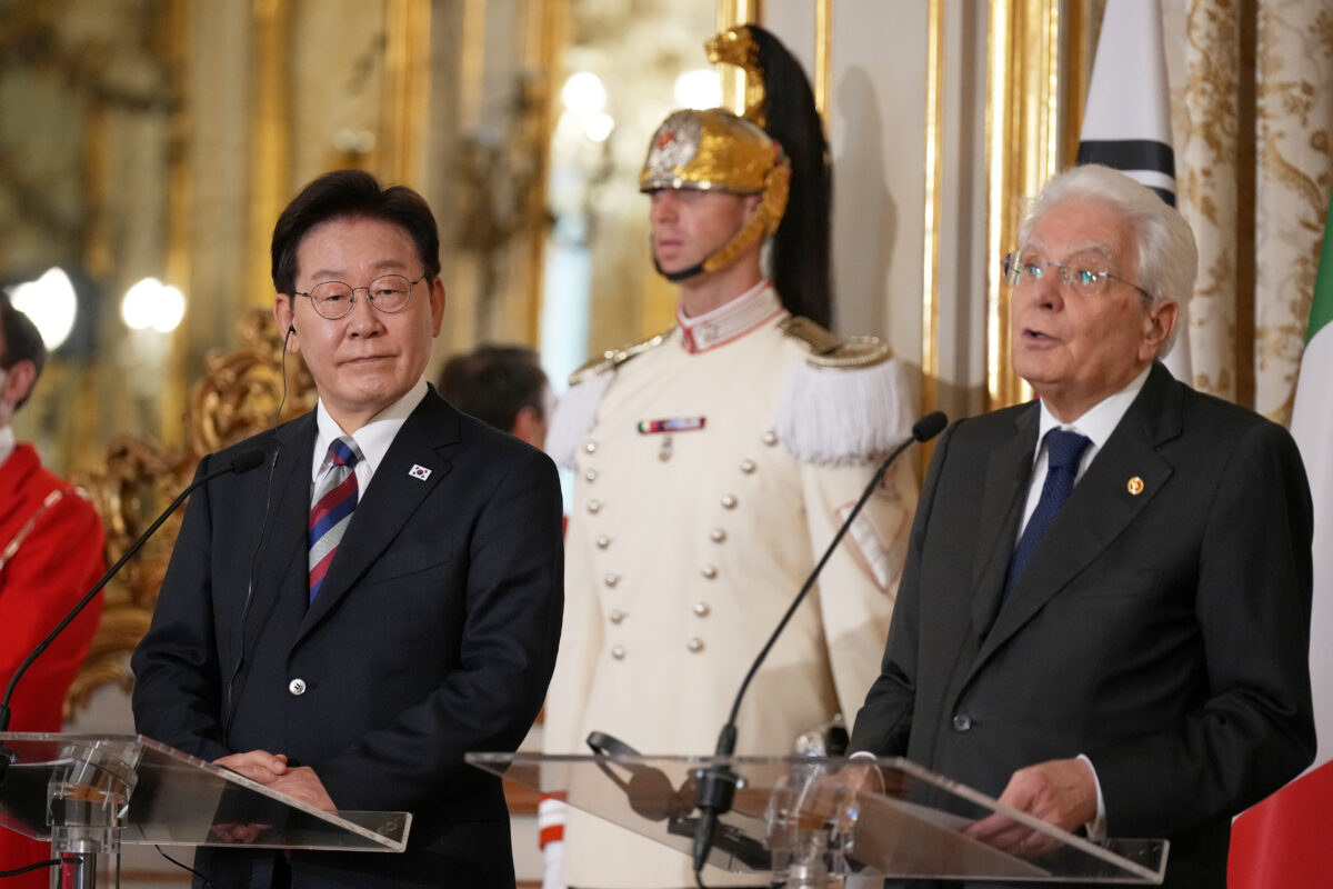 Iran, Mattarella: “Complete reopening of the Strait of Hormuz, avoiding commercial paralysis.”