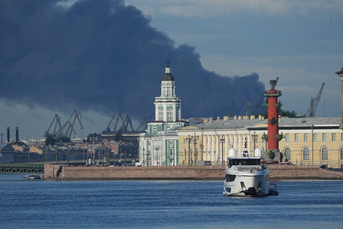 Ukraine: Kiev drones strike Russian petrochemical plants
