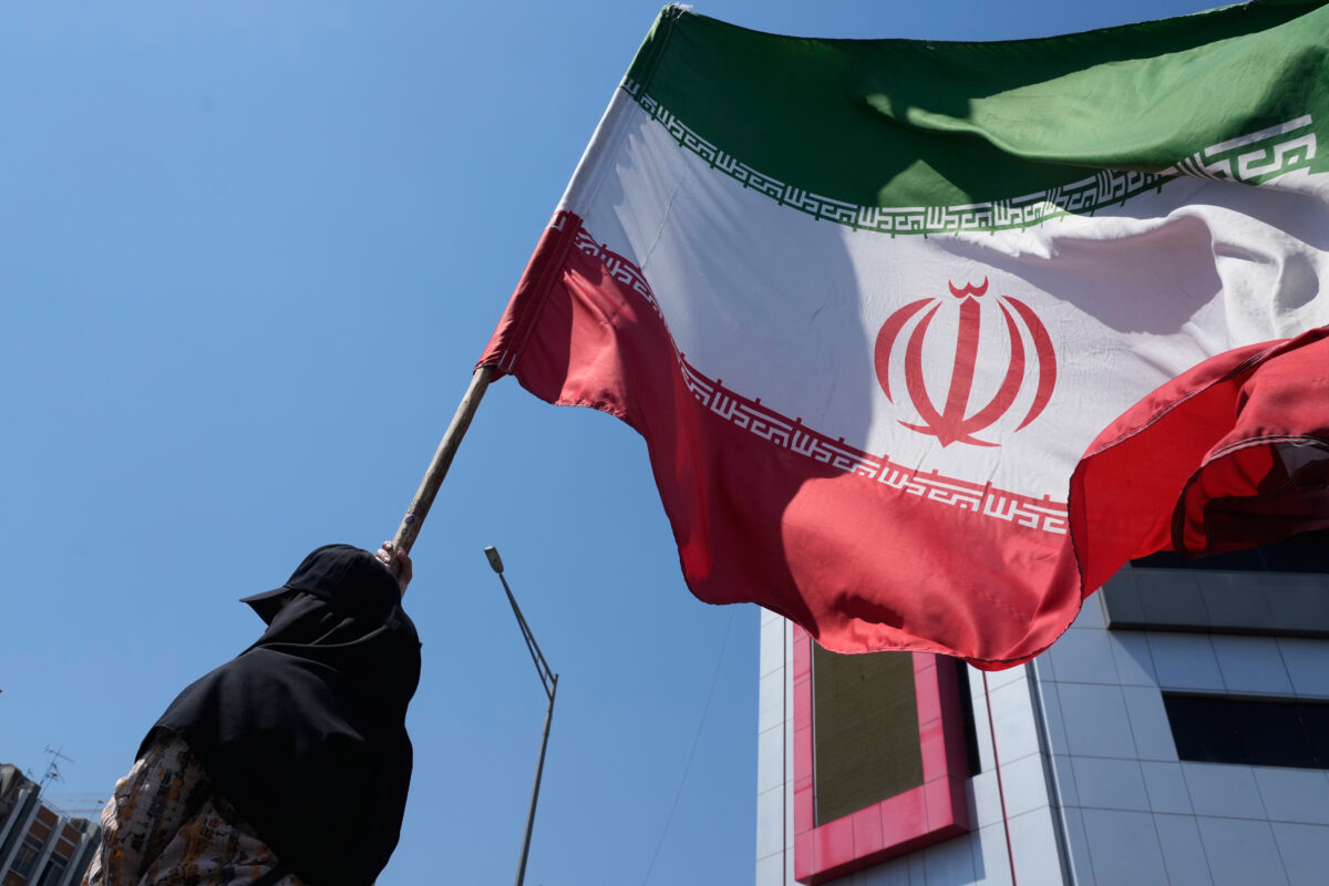 Iran, media: agreement to be signed remotely, Geneva meeting postponed