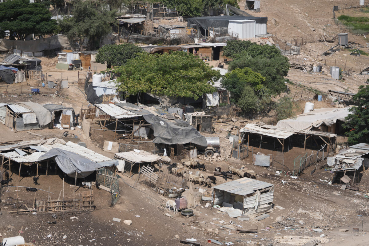 West Bank: settler shoots and injures disabled Palestinian West Bank: settler shoots and injures disabled Palestinian