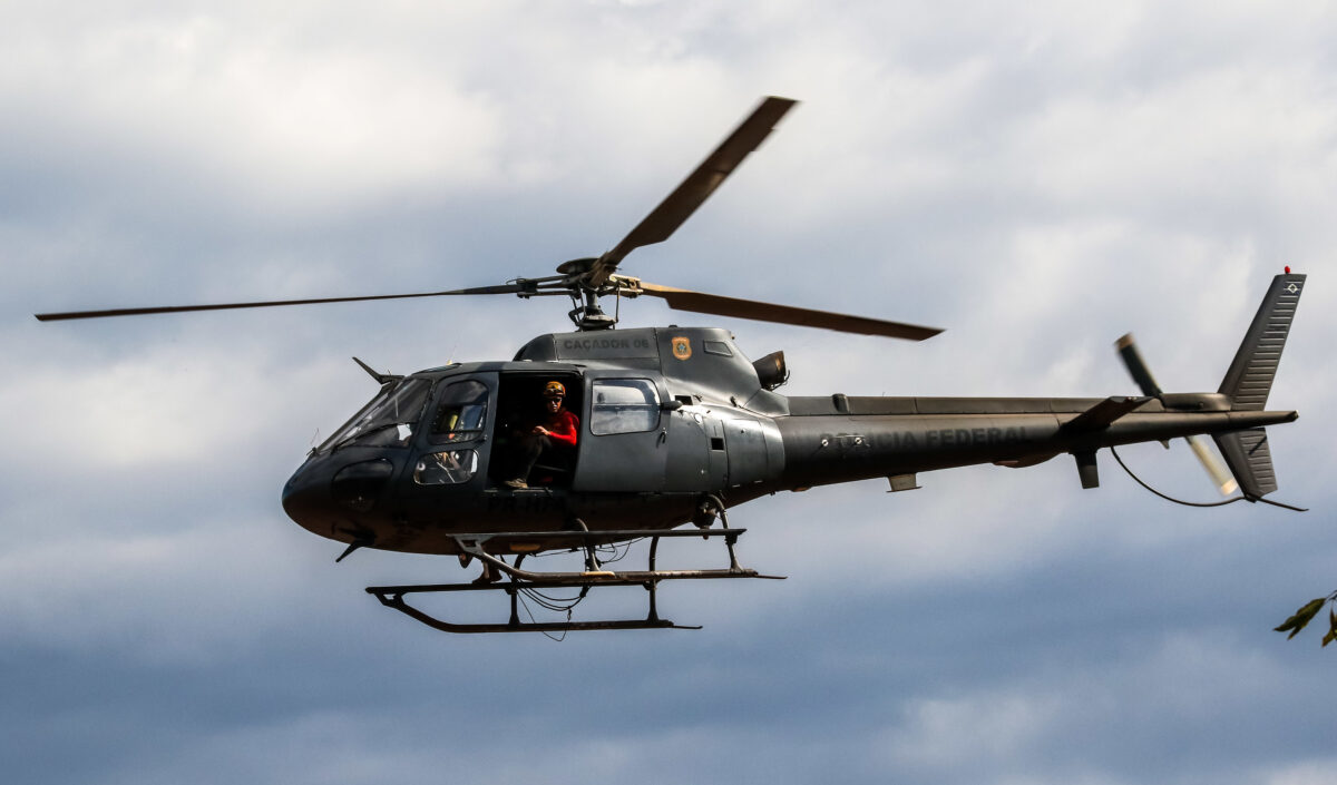 Brazil: two helicopters collide in mid-air in Rio; six dead Brazil: two helicopters collide in mid-air in Rio; six dead