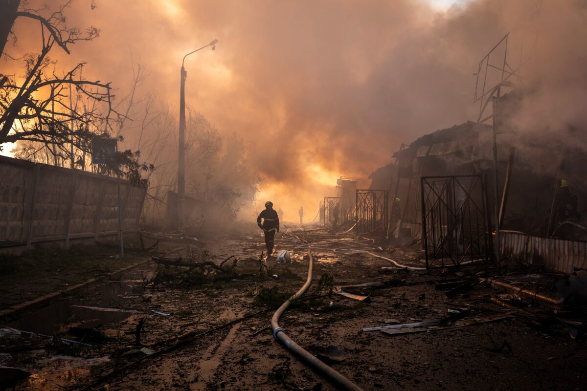 Ukraine: 11 dead and 53 injured following the latest Russian air strikes Ukraine: 11 dead and 53 injured following the latest Russian air strikes