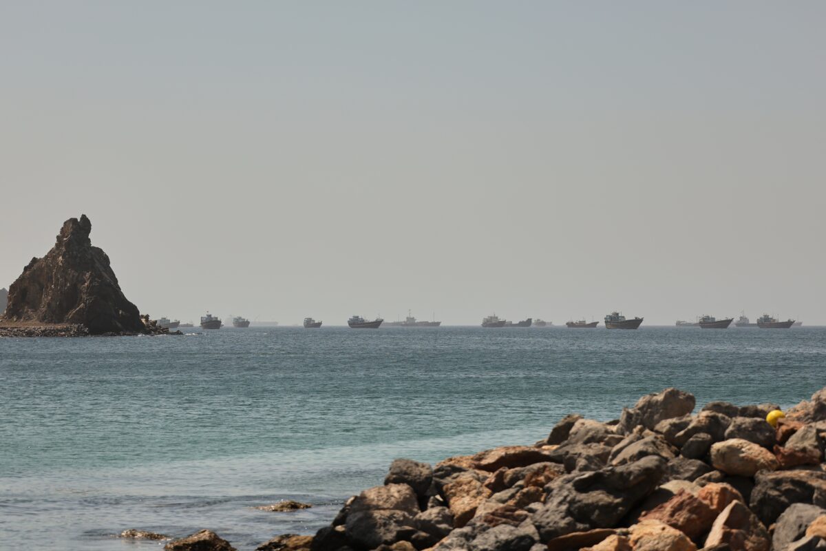 Iran, Tehran closes Strait of Hormuz: “Israeli attacks in Lebanon violate agreement”