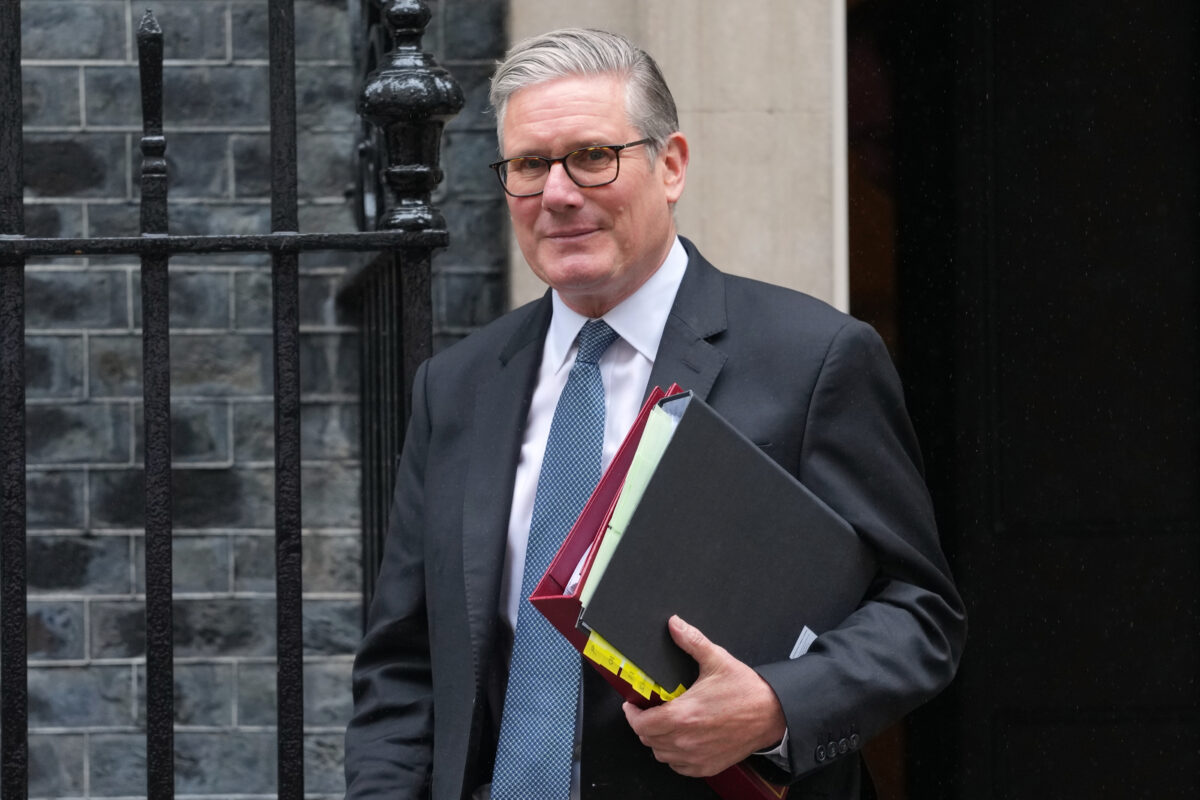 United Kingdom: Keir Starmer announces his resignation
