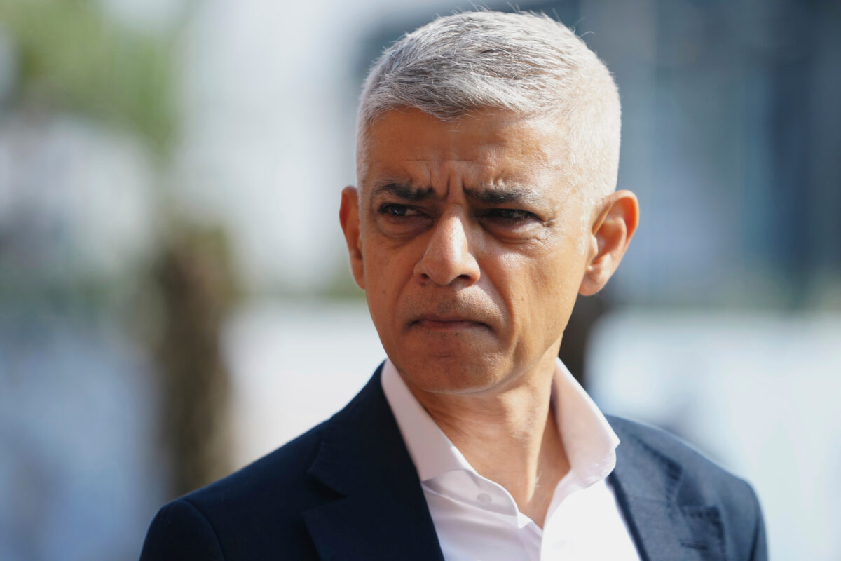 United Kingdom, Khan: ‘The only way forward is to rejoin the EU’ United Kingdom, Khan: ‘The only way forward is to rejoin the EU’