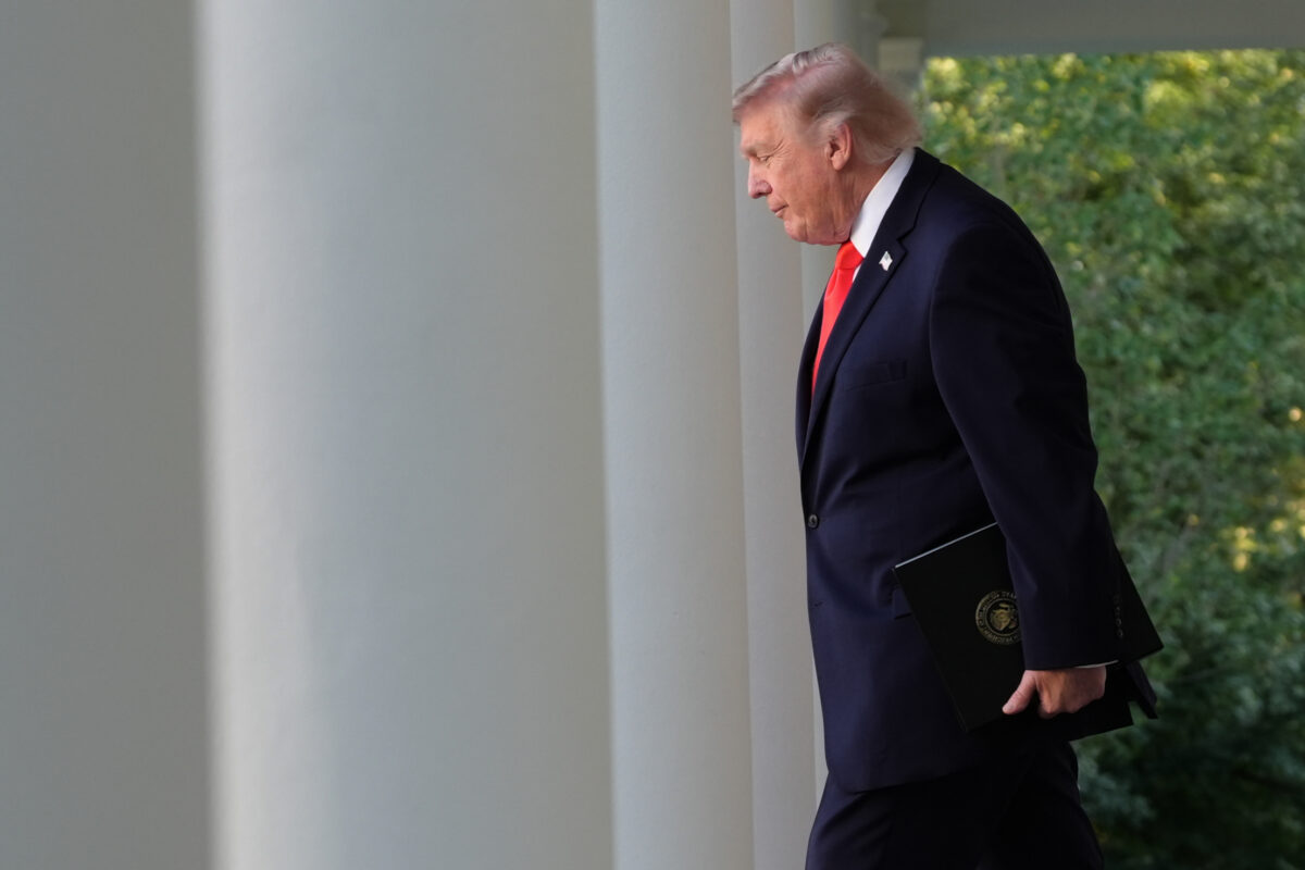 US-EU: Trump: ‘100 per cent tariffs on countries that impose a digital tax on American companies’ US-EU: Trump: ‘100 per cent tariffs on countries that impose a digital tax on American companies’
