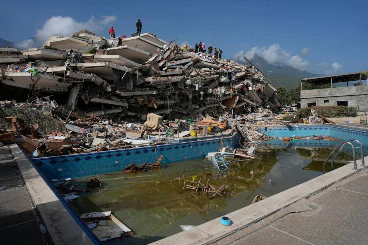Venezuela: Earthquake death toll rises to 1,430 Venezuela: Earthquake death toll rises to 1,430