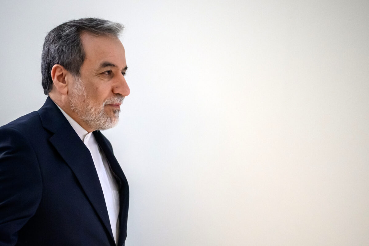 Iran, Araghchi: ‘Interference with the agreement would delay the reopening of the Strait of Hormuz’