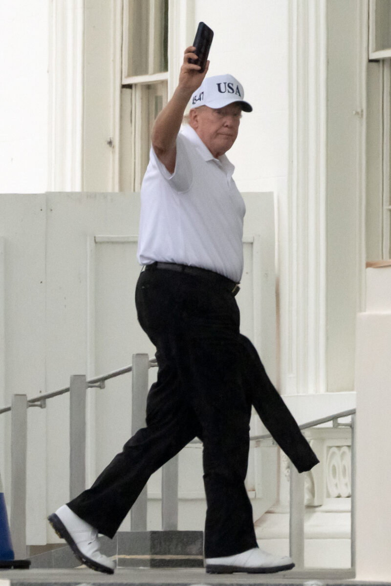Iran: Trump says Tehran has requested a meeting; it will take place tomorrow in Doha Iran: Trump says Tehran has requested a meeting; it will take place tomorrow in Doha