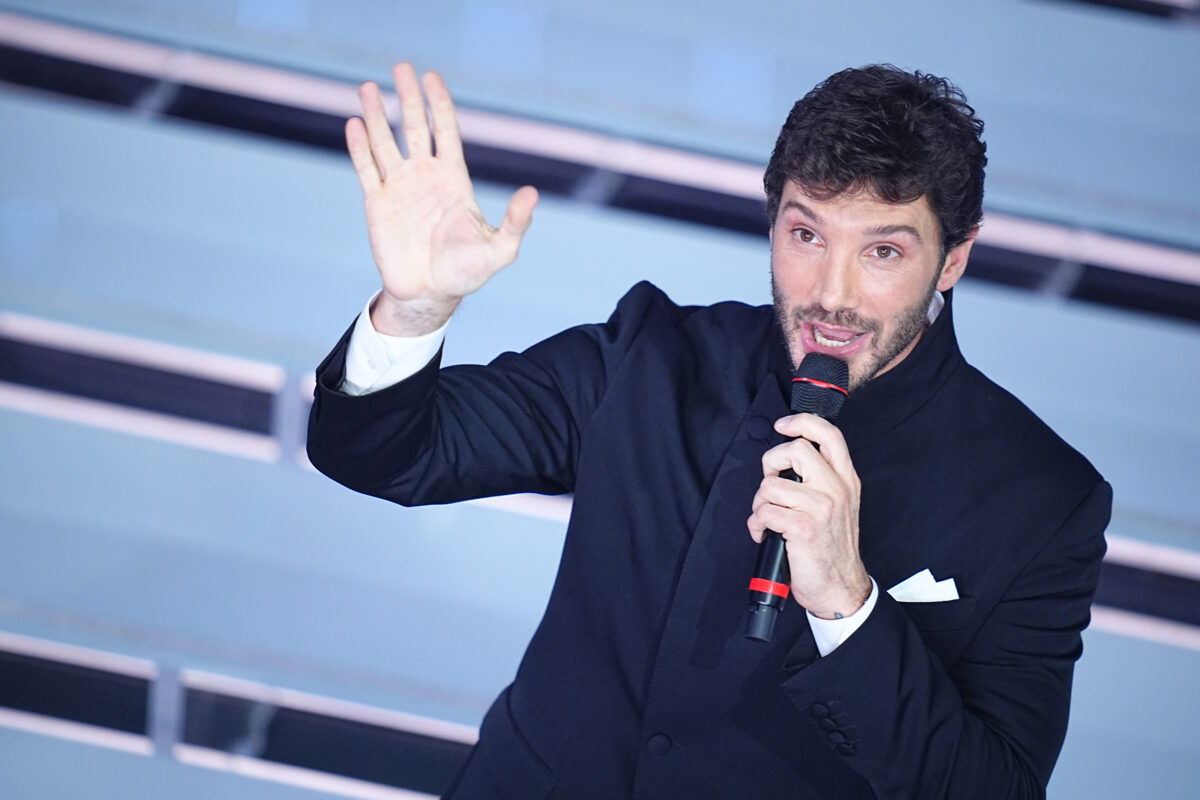 Sanremo, De Martino: “We are working on bringing international stars back”