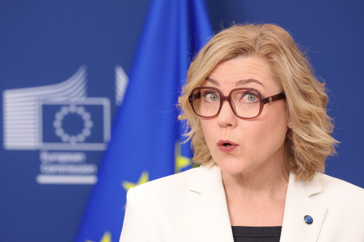 Venice Biennale: EU recommends withdrawal of €2 million grant for Russian pavilion Venice Biennale: EU recommends withdrawal of €2 million grant for Russian pavilion