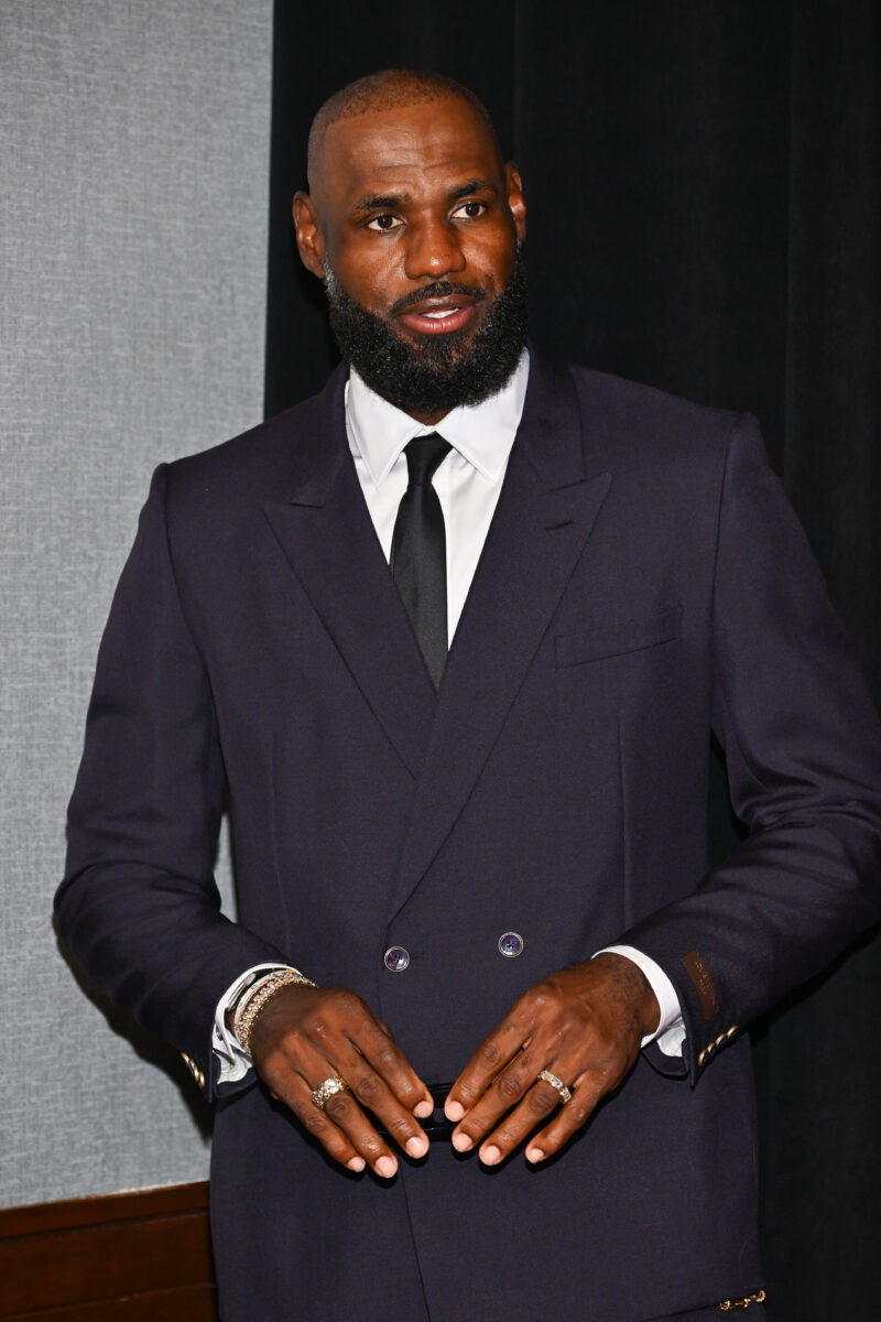NBA: 76ers confirm LeBron James signing; Philadelphia is fit for a king