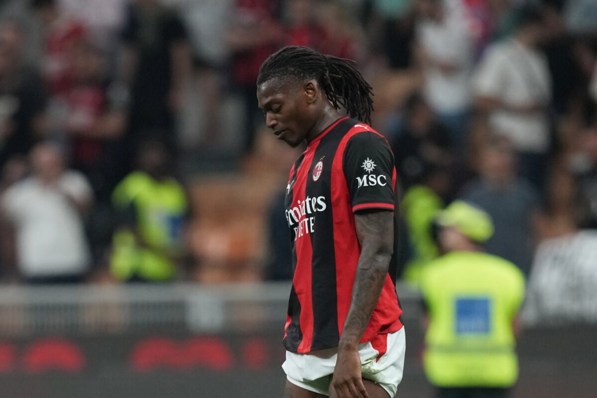Milan: Leao arrives in Australia, future remains uncertain Milan: Leao arrives in Australia, future remains uncertain