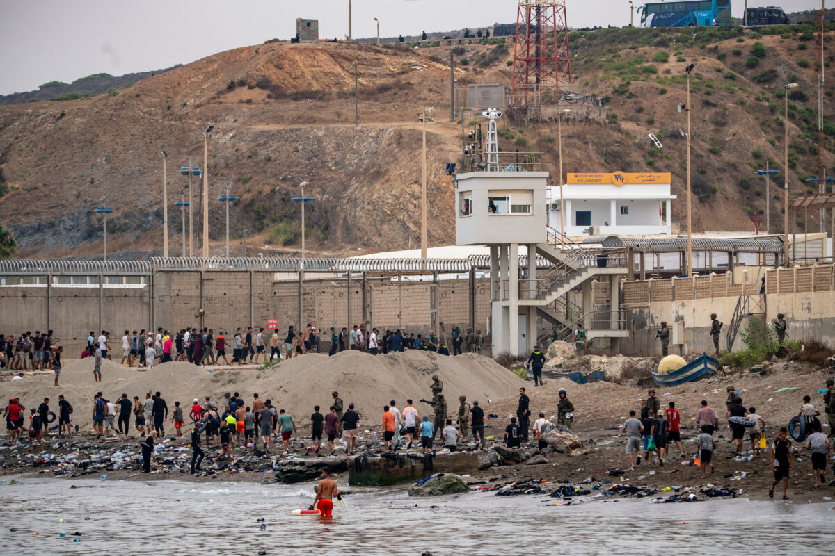 Migrants, Ceuta President: “The death toll has risen to 34.”
