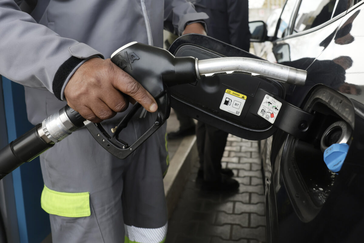 Fuel, Mimit: average self-service petrol price at €1.998/l, diesel at €2.09