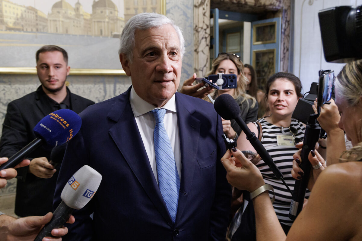 Migrants, Tajani to Albares: “I respond with declining irregular migration figures”