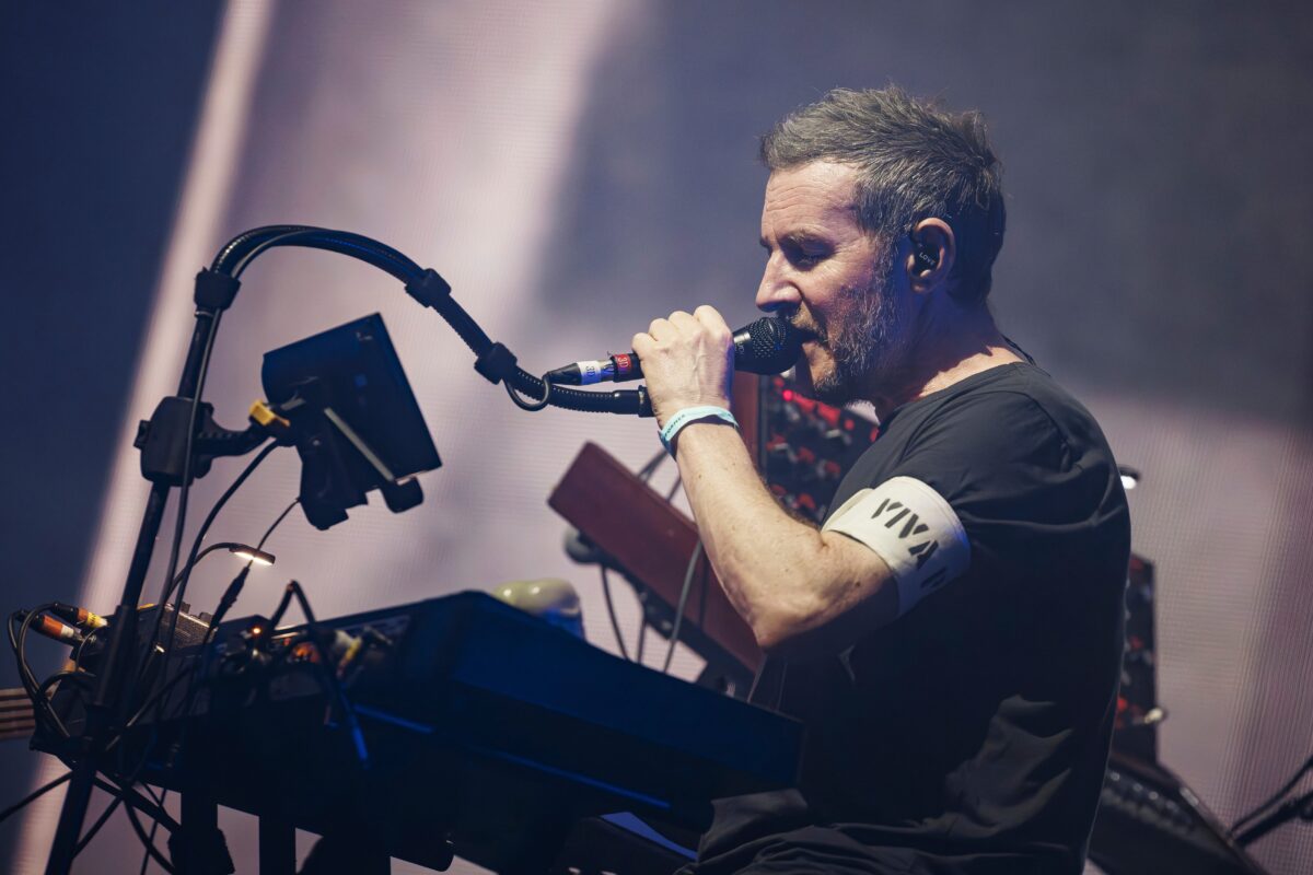 Music: Massive Attack banned from Singapore – searched and questioned Music: Massive Attack banned from Singapore – searched and questioned
