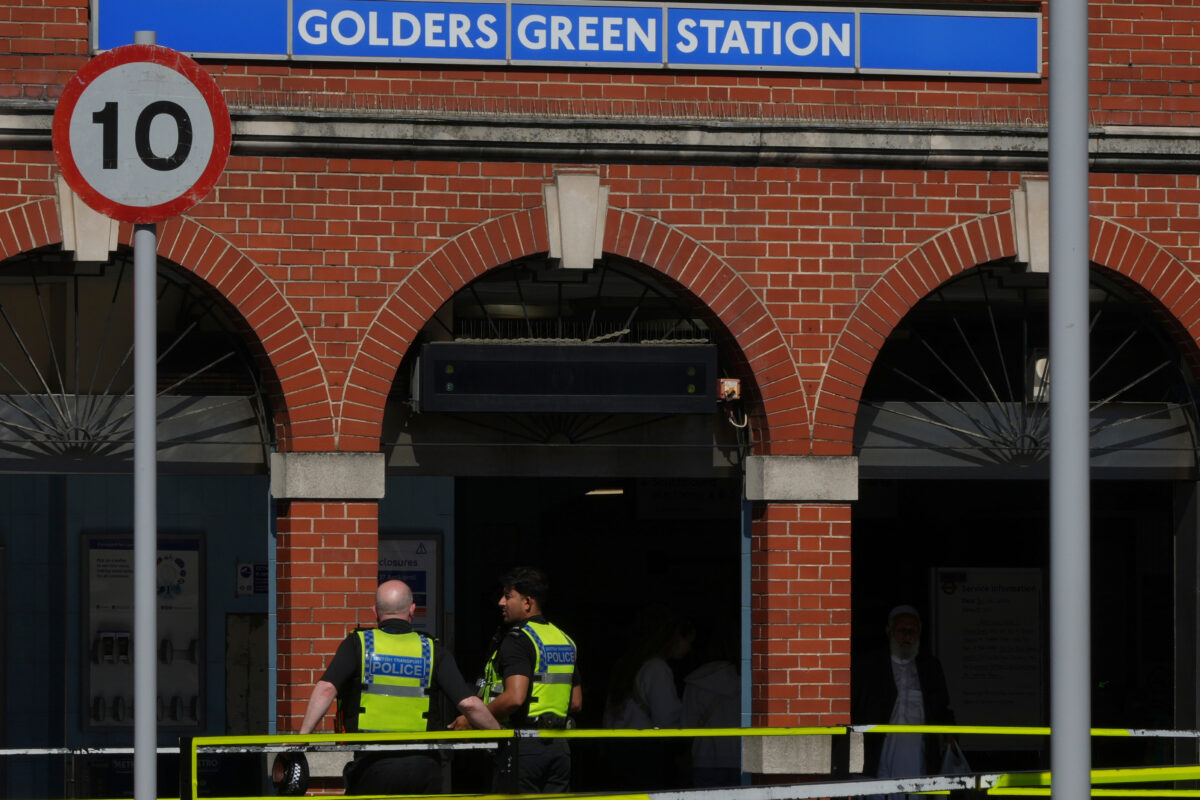 United Kingdom: several people stabbed in central London; a woman has been arrested United Kingdom: several people stabbed in central London; a woman has been arrested