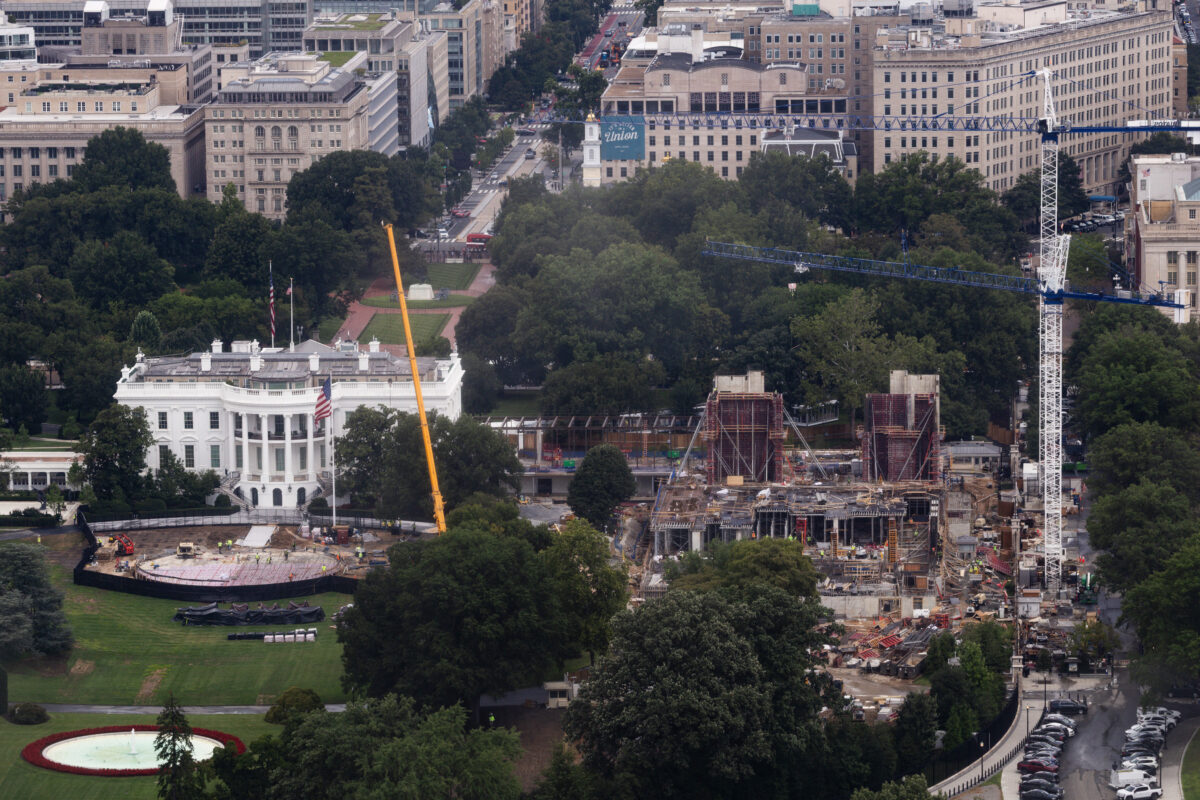 US: Federal court halts work on new White House ballroom US: Federal court halts work on new White House ballroom