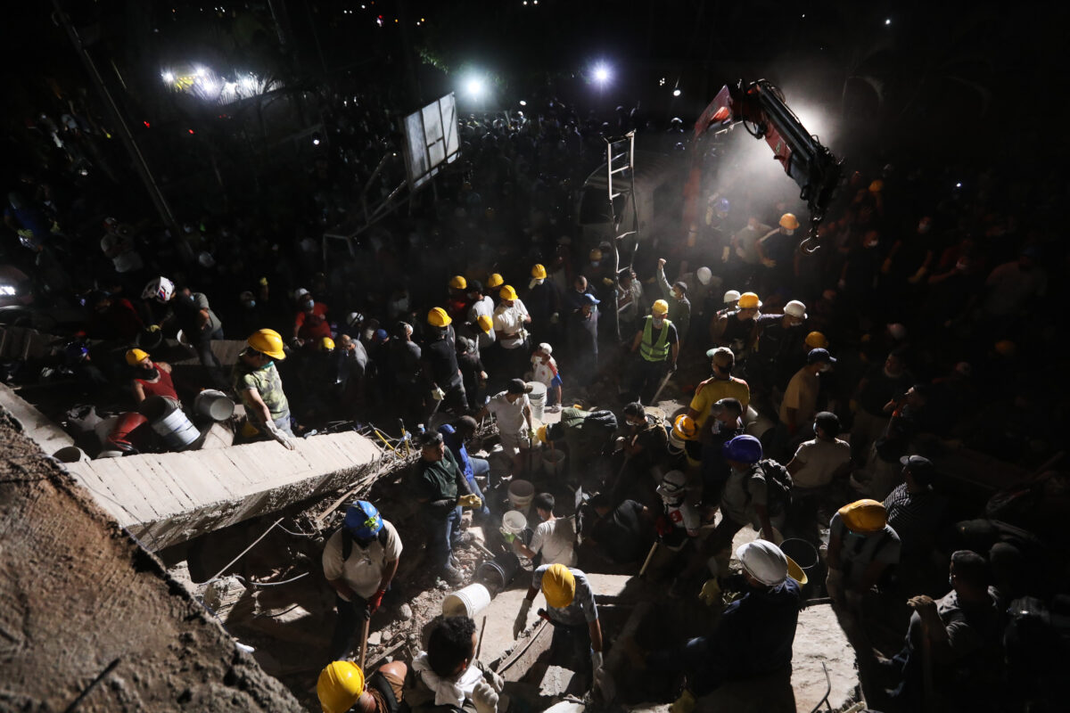 Colombia earthquake: 2,700 people reported missing Colombia earthquake: 2,700 people reported missing