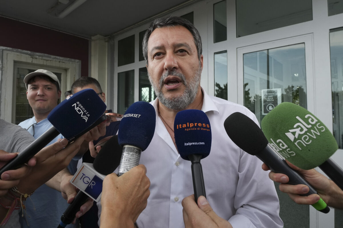 The Roggero case: Salvini in Bollate for another visit to the jeweller’s The Roggero case: Salvini in Bollate for another visit to the jeweller’s