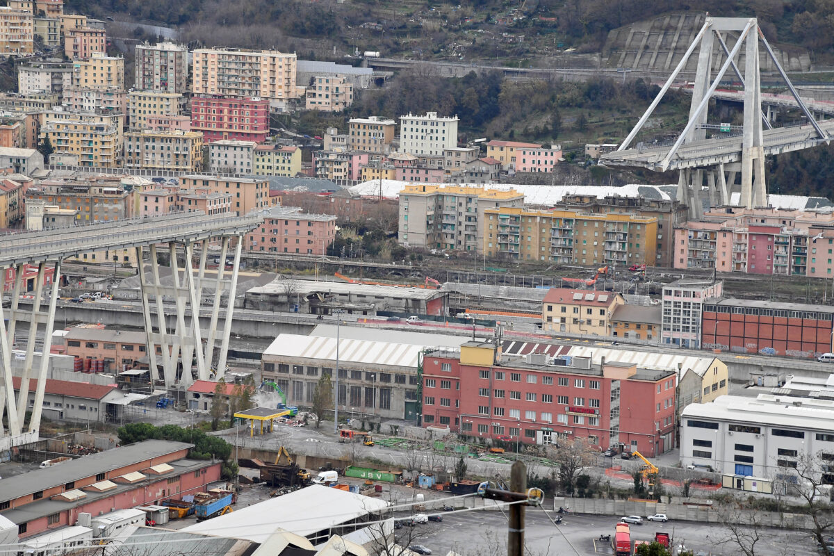 Morandi Bridge: At 11:36 a.m., church bells and ship sirens mark the anniversary of the disaster Morandi Bridge: At 11:36 a.m., church bells and ship sirens mark the anniversary of the disaster