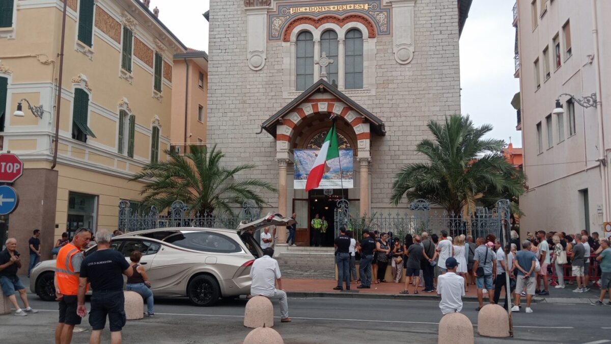 Bordighera: Hundreds Attend Beatrice’s Funeral; Coffin Greeted with Long Applause
